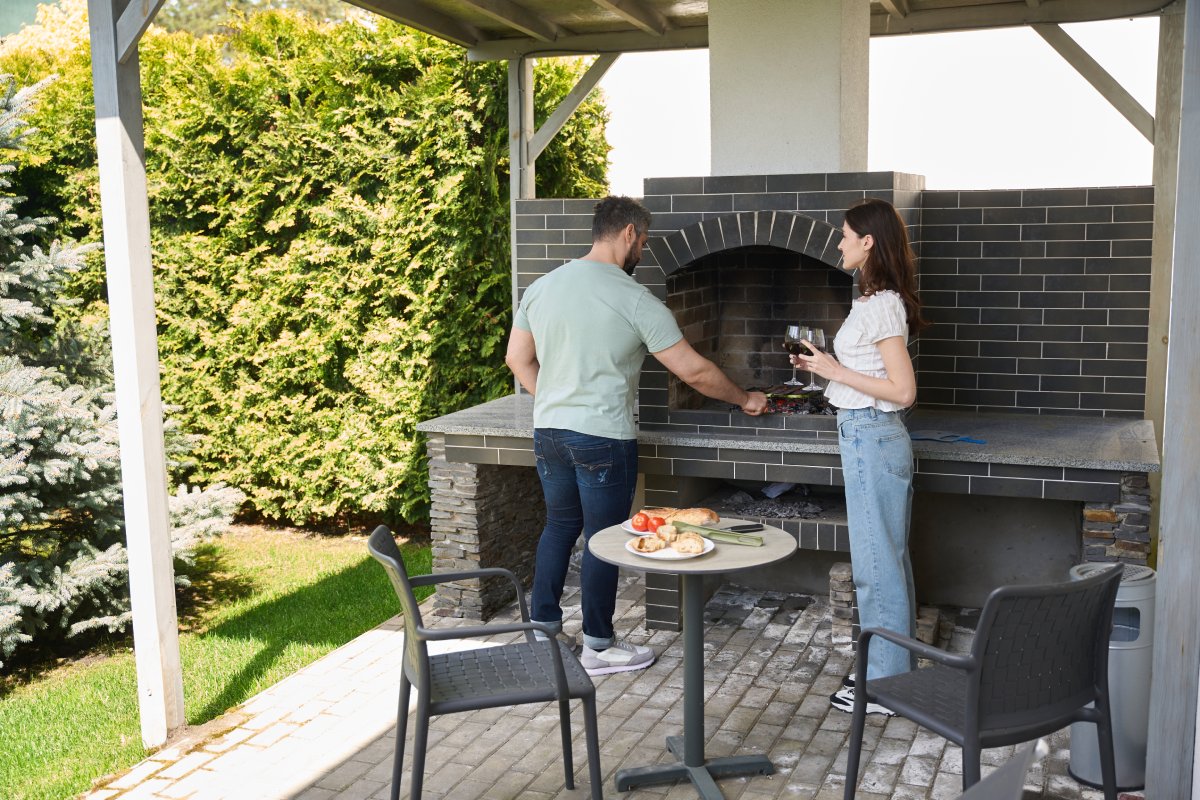 outdoor fireplace construction Brighton Colorado